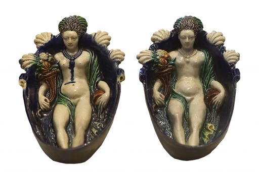 Objets en terre vernisée (XVIe)